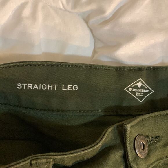 St Johns Bay Size 8 Straight Leg Ankle Cropped Dark Green - Picture 8 of 11